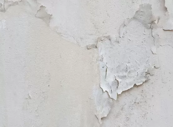 Tại sao lớp trát mịn của bạn bị nứt? Giải quyết vấn đề với HPMC giữ nước cao.